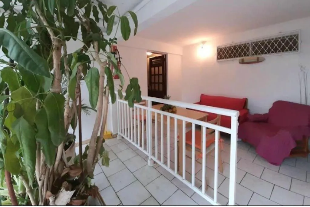 Studio Confortable Hibiscus Apartment Le Lamentin